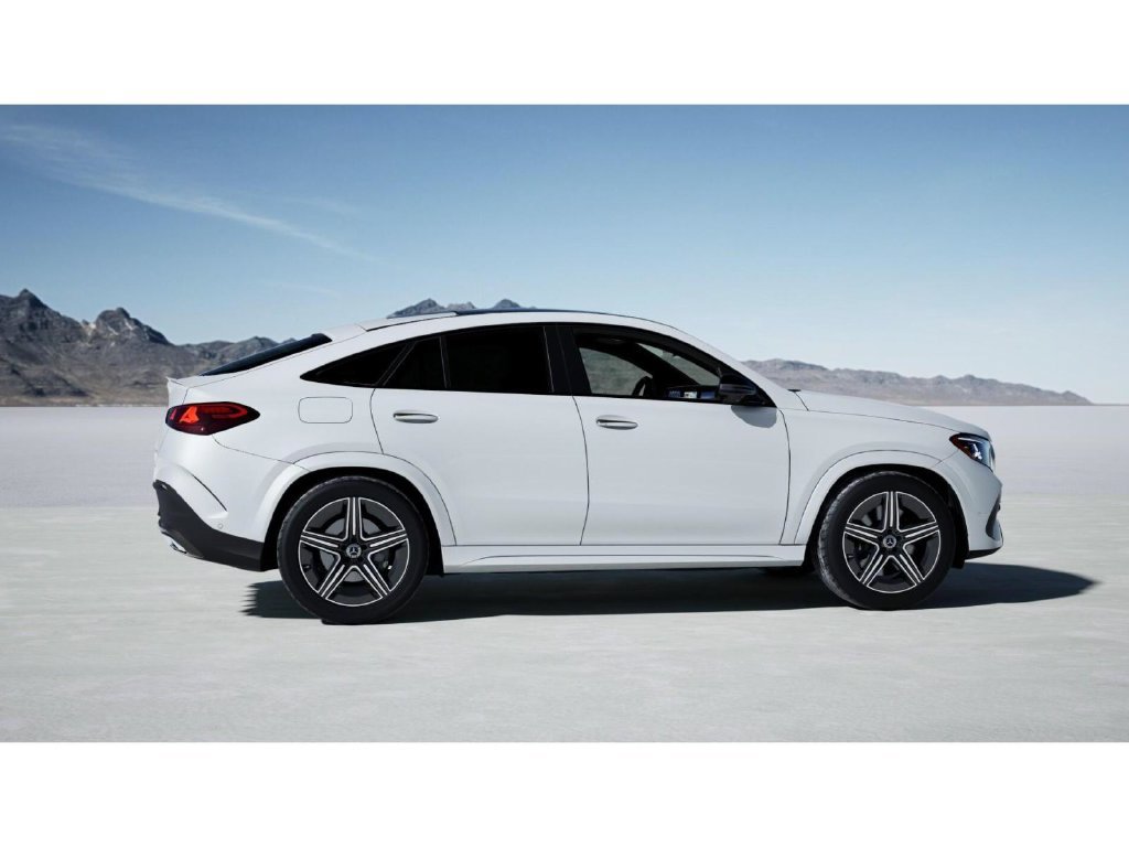 New 2027 White Mercedes-Benz GLE 450 Coupe image 17