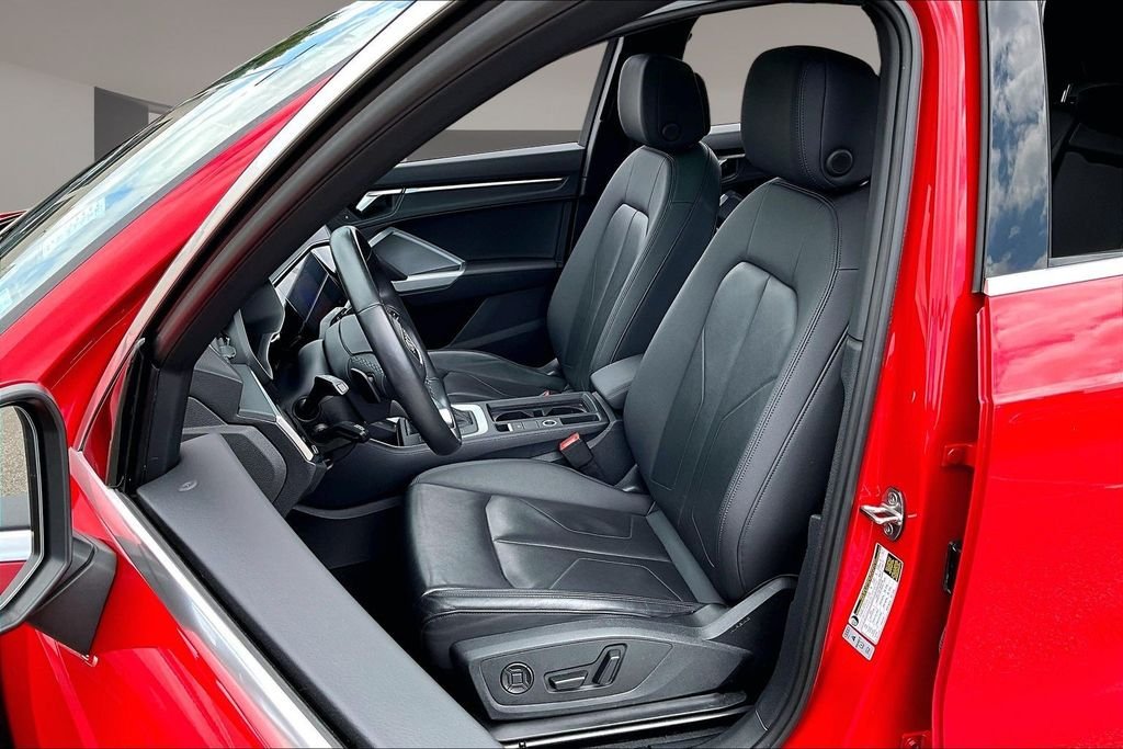Used 2025 White Audi Premium image 27