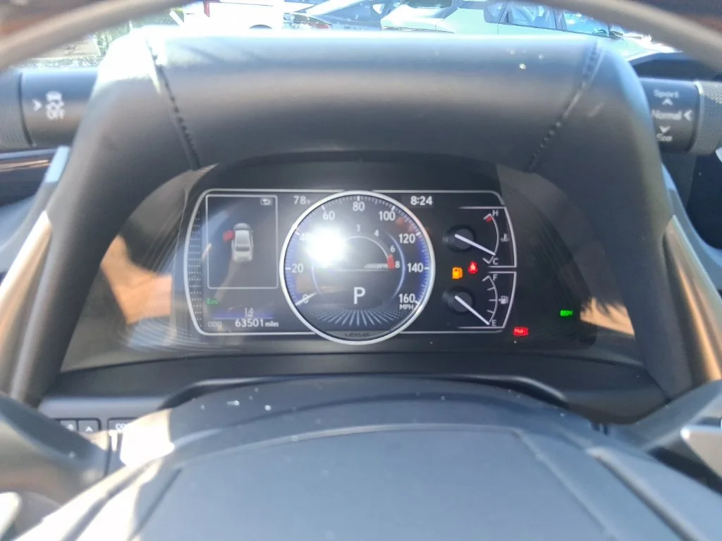 Used 2021 Silver Lexus 350 image 9