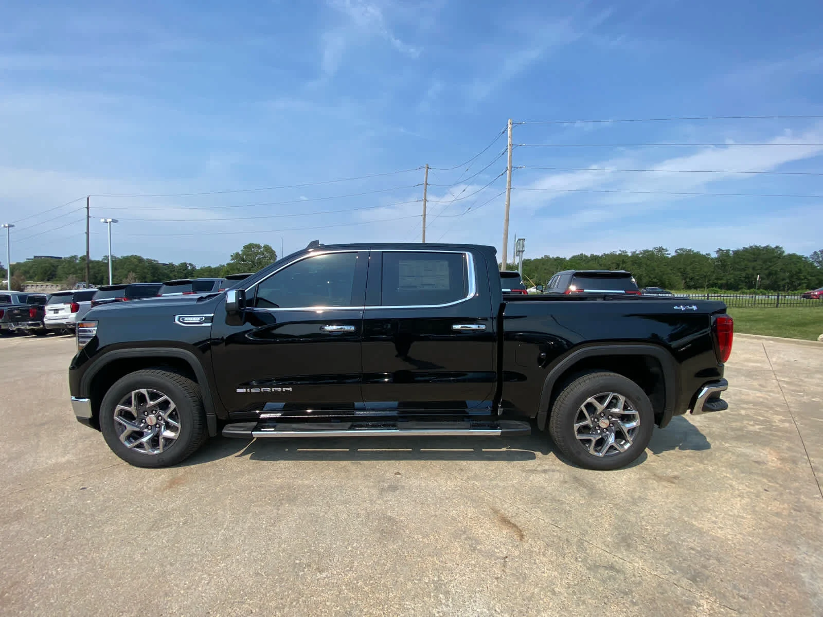 New 2026 Onyx Black GMC SLT image 5