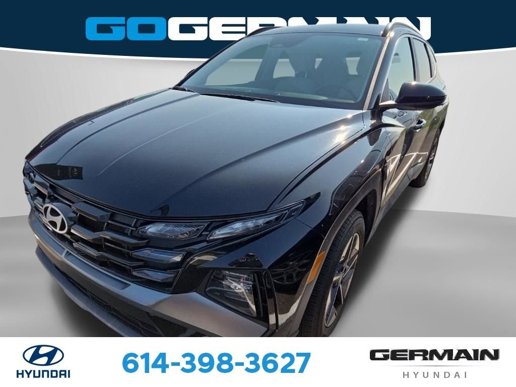 Used 2025 Black Hyundai SEL image 5