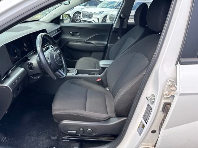 Used 2024 White Hyundai SEL image 18