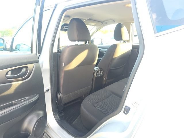 Used 2020 Brilliant Silver Metallic Nissan S image 25
