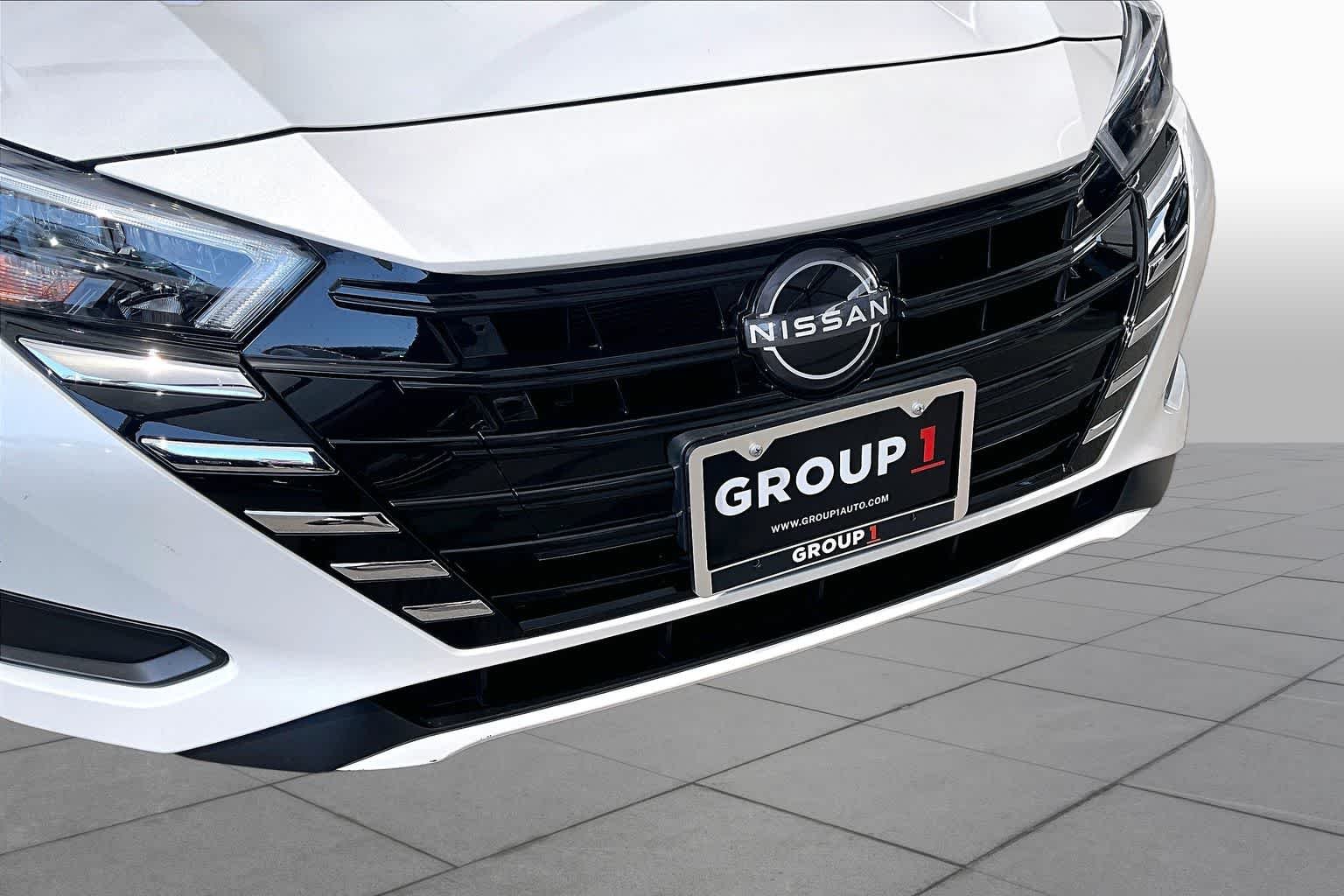 2025 Nissan Versa Sedan SV - Photo 29