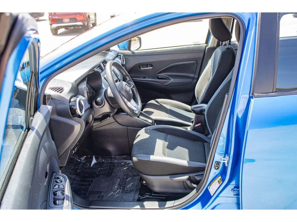 Used 2023 Electric Blue Metallic Nissan SV image 27