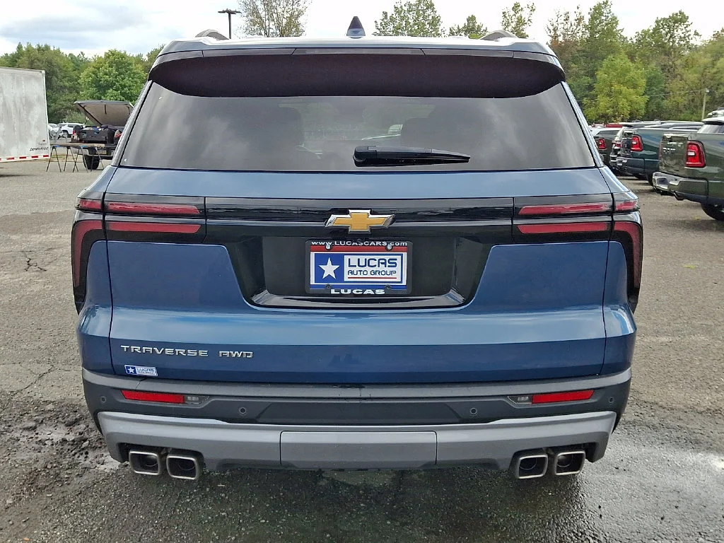Used 2025 Blue Chevrolet LT image 10