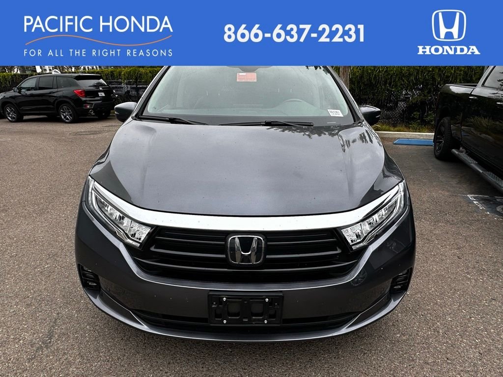 2023 Honda Odyssey Touring's photo