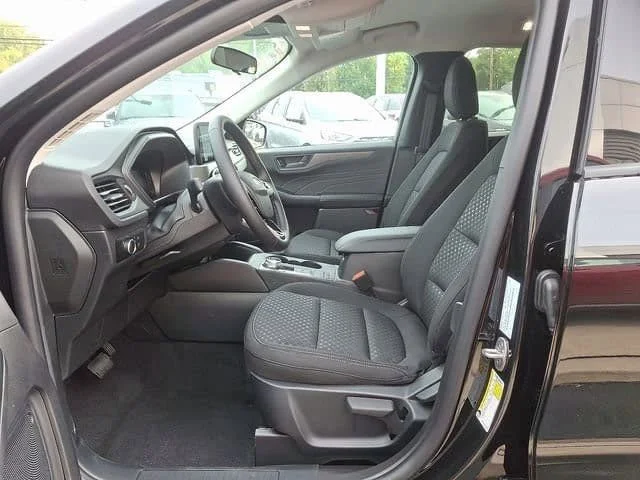 New 2026 Agate Black Metallic Ford Active image 9