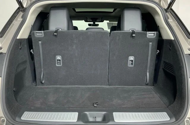 Certified Used 2023 Titanium INFINITI LUXE image 26