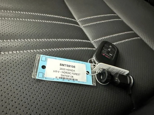 Used 2025 Blue Honda EX-L image 32