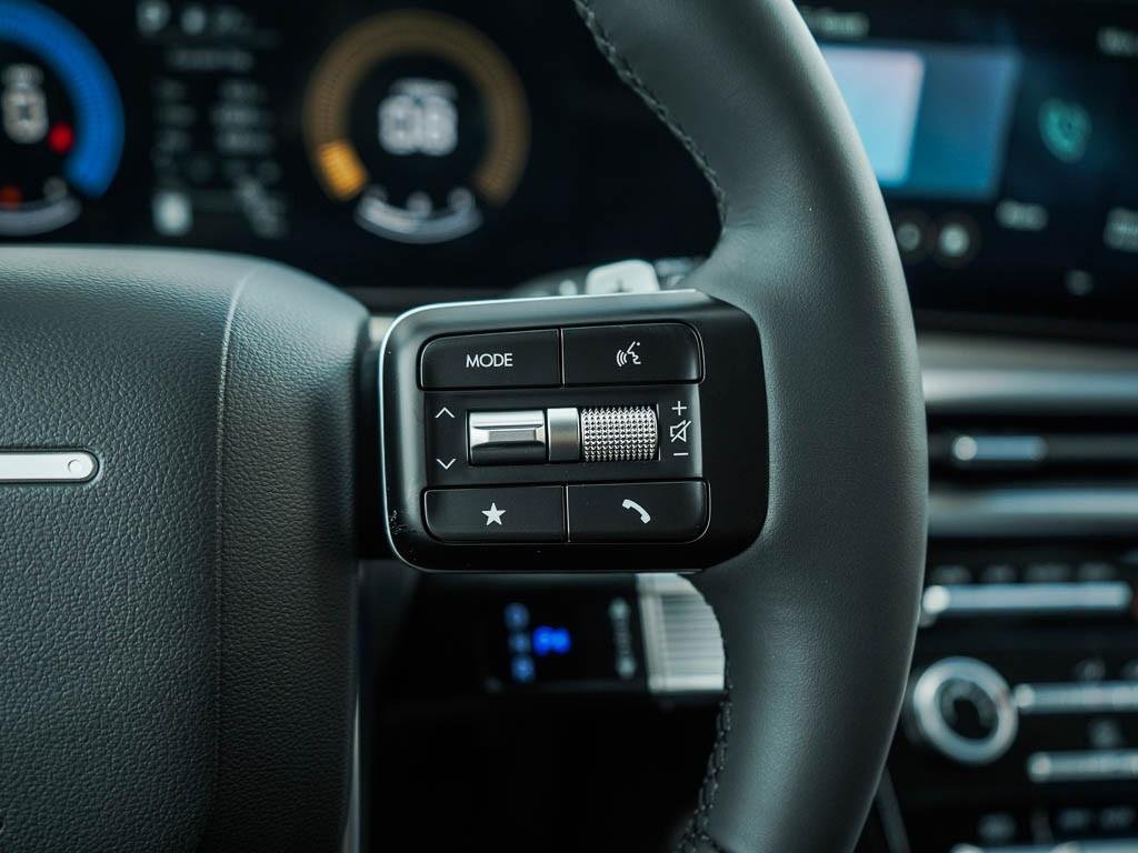New 2026 Phantom Black Hyundai SE FWD image 47