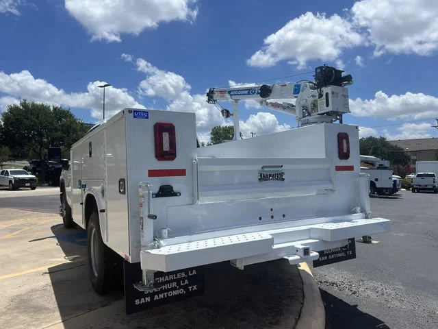 New 2025 Summit White Chevrolet Work Truck image 22