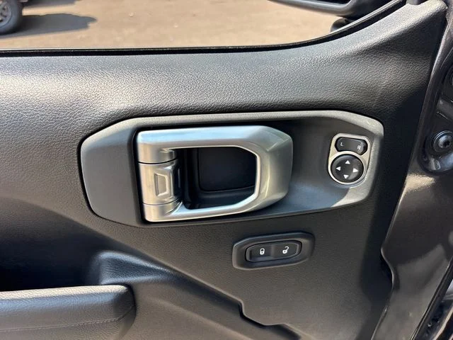 New 2026 Granite Crystal Metallic Clear-Coat Exterior Paint Jeep 85th Anniversary Edition image 14