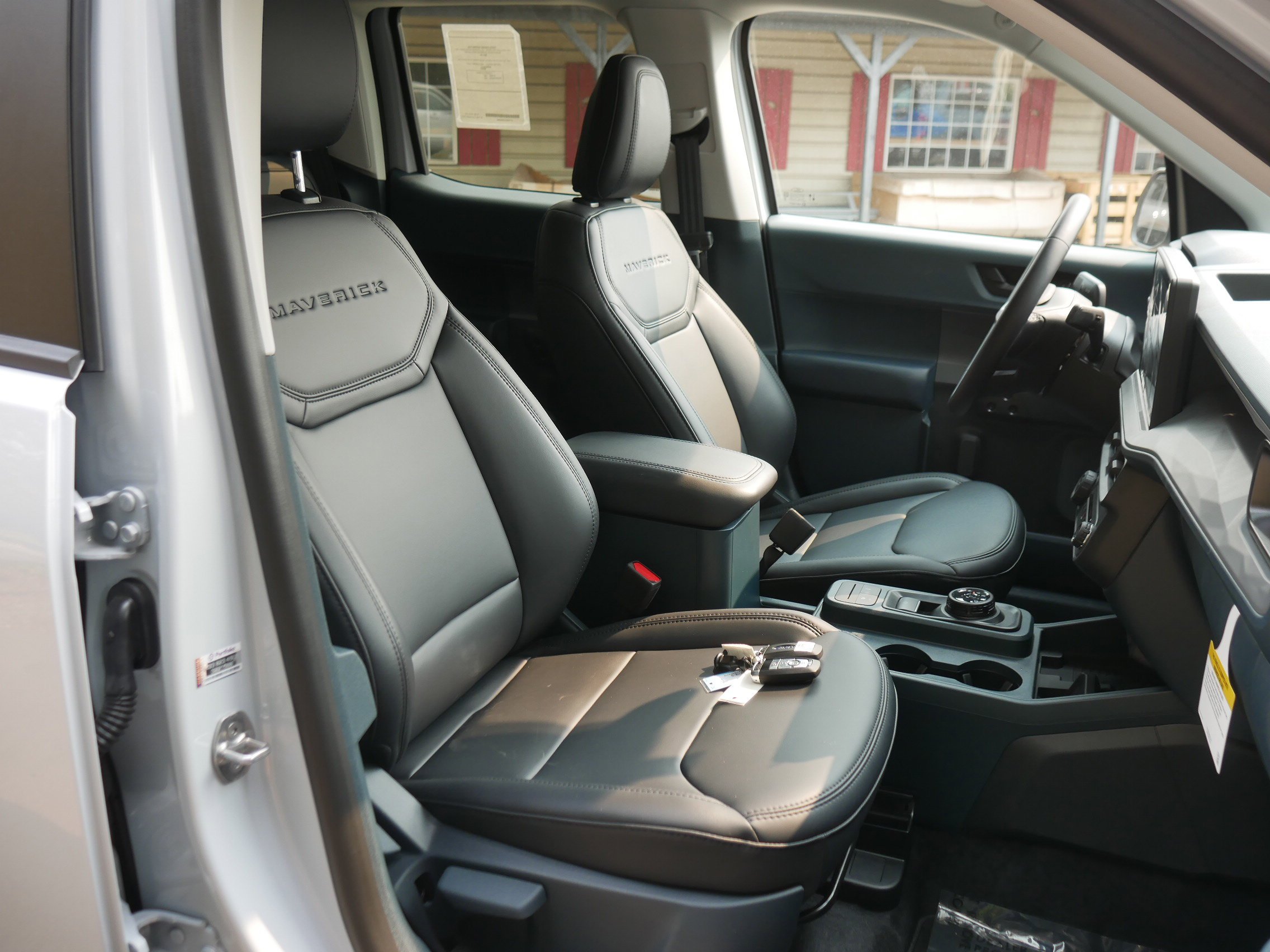New 2025 Space White Metallic Ford Lariat® image 27