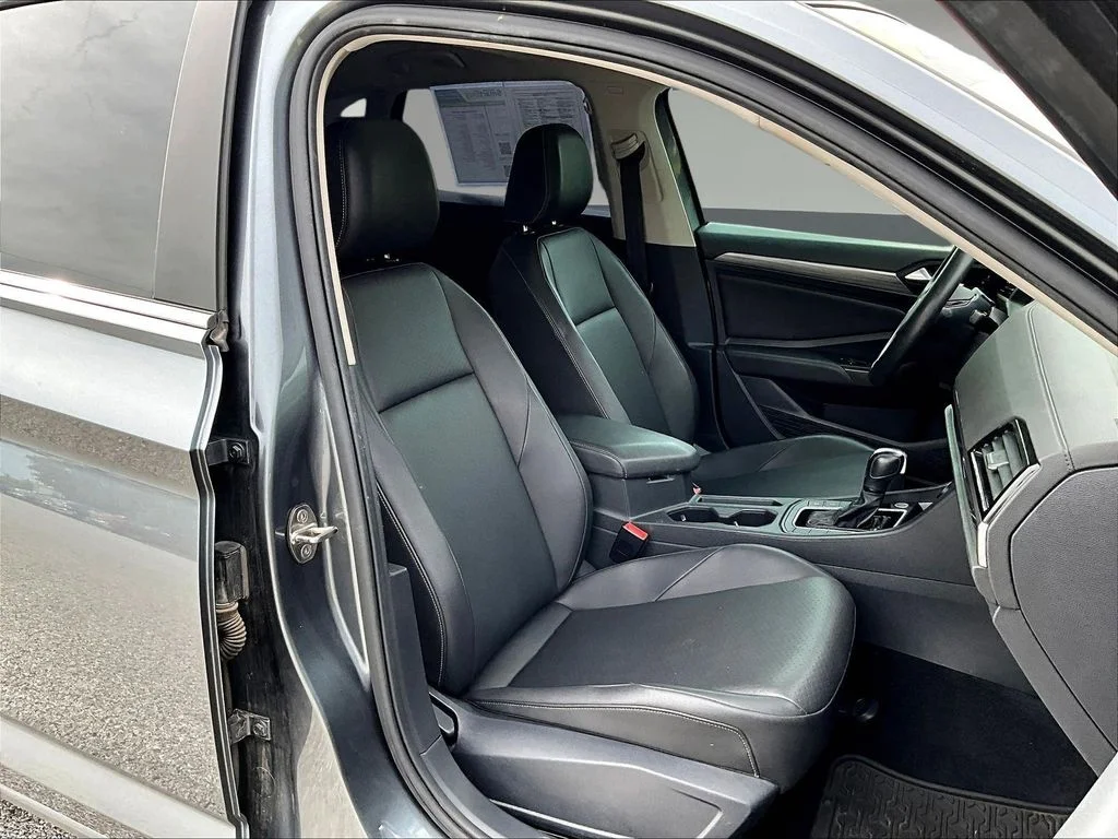 Certified Used 2020 Gray Volkswagen SEL image 29