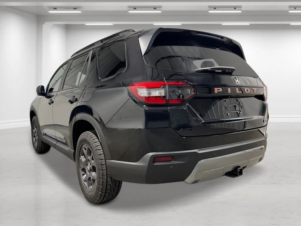 New 2026 Crystal Black Pearl Honda TrailSport image 3