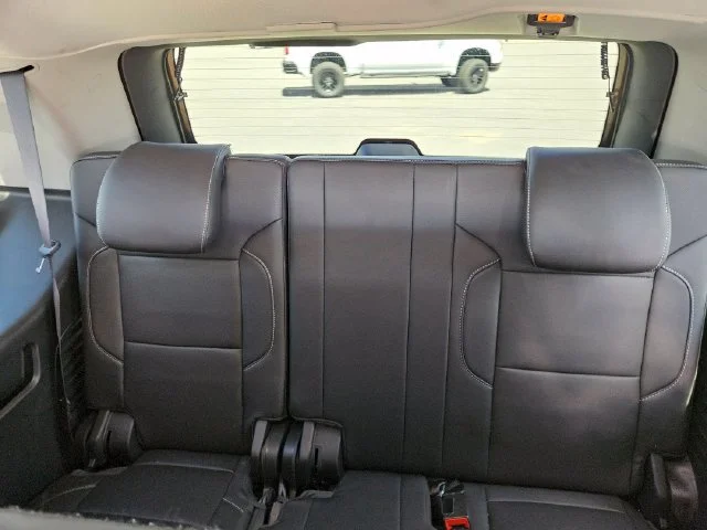 Used 2020 Black GMC SLT image 26