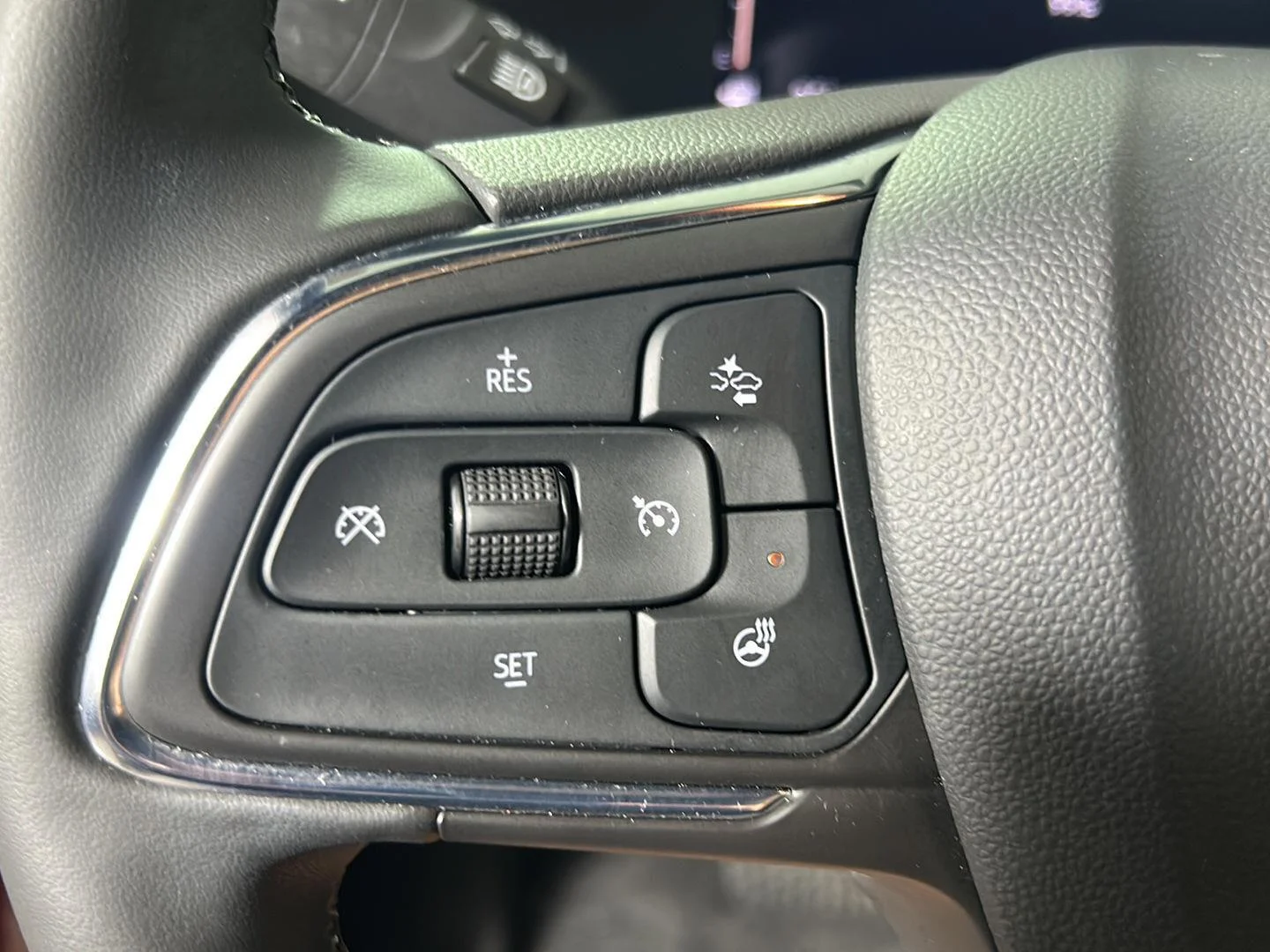 Used 2024 Cinnabar Metallic Buick Preferred image 21