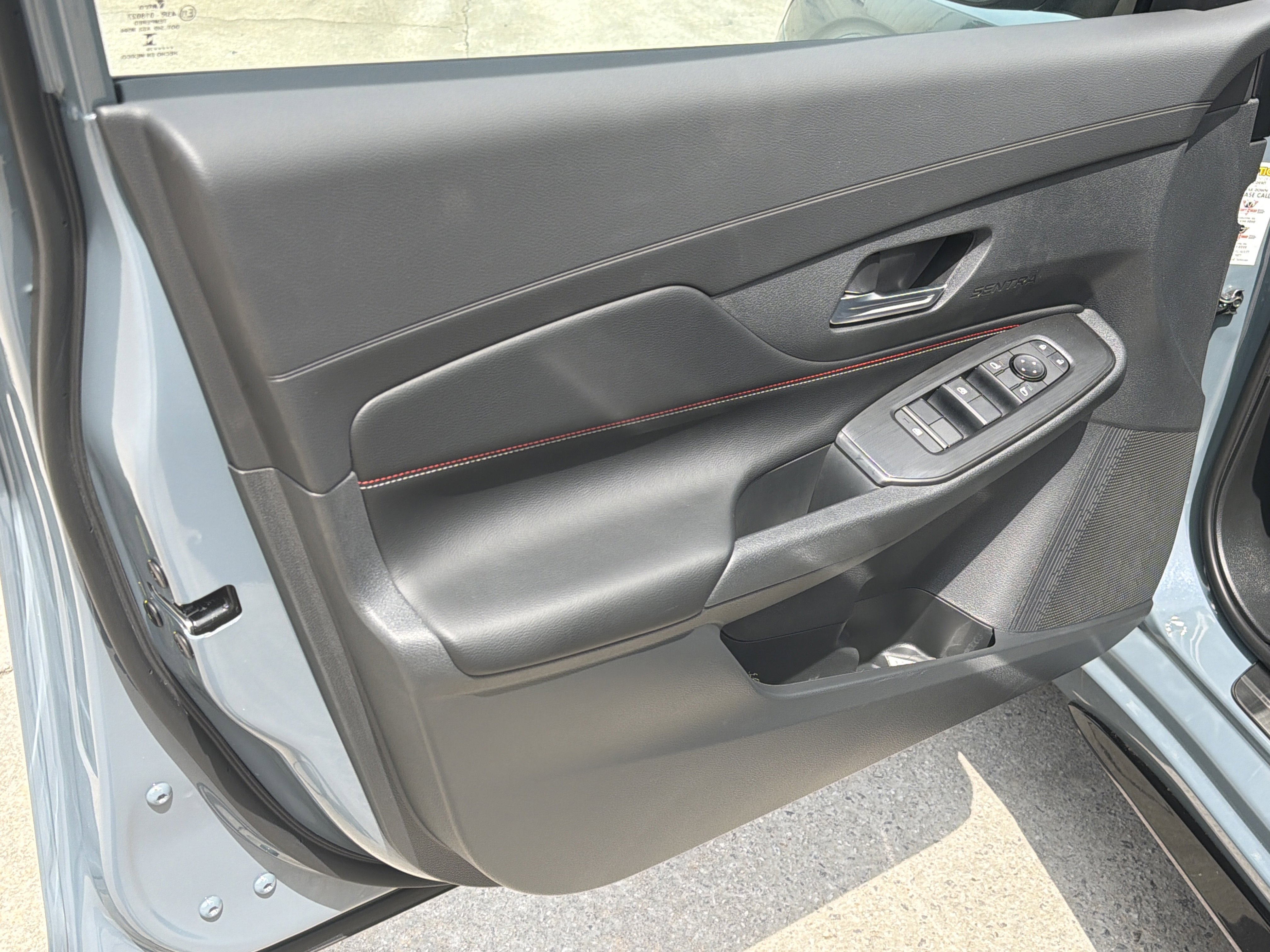 New 2026 Atlantic Gray Metallic Nissan SR image 11