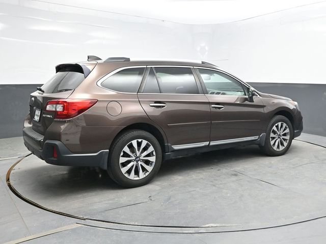Used 2019 Brown Subaru 2.5i image 7