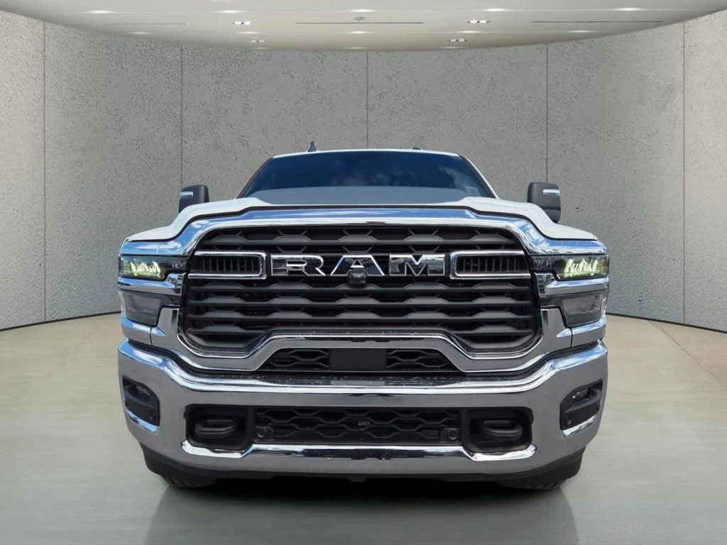 New 2026 Bright White Clear-Coat Exterior Paint RAM Tradesman image 2