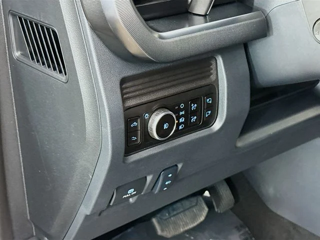2026 Ford F-350 Super Duty Platinum - Photo 10