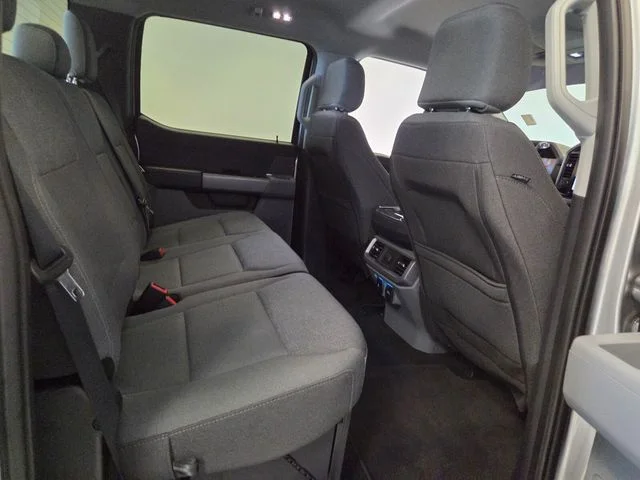 Used 2024 Silver Ford XLT image 16