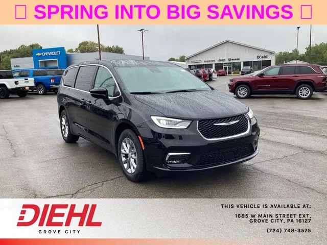2026 Chrysler Pacifica Select