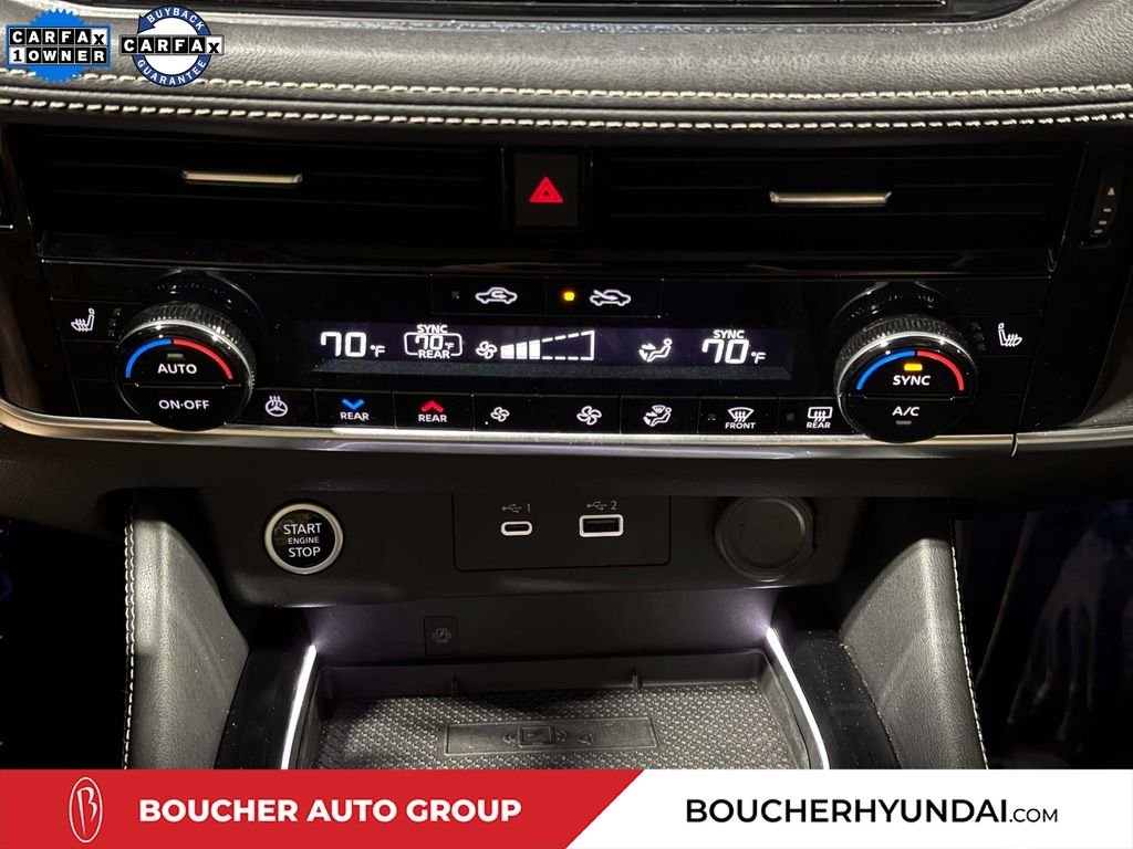Used 2021 Caspian Blue Metallic/Super Black Nissan Platinum image 17