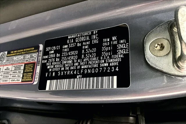 Used 2022 Everlasting Silver Kia SX-Prestige image 40