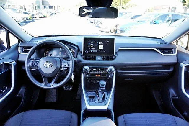 Used 2025 Silver Toyota LE image 17