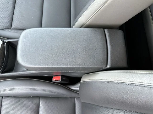 Used 2024 Red Chevrolet ACTIV image 24
