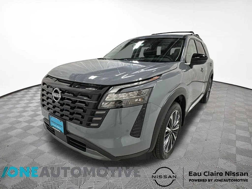 2026 Nissan Pathfinder Platinum 4WD's photo