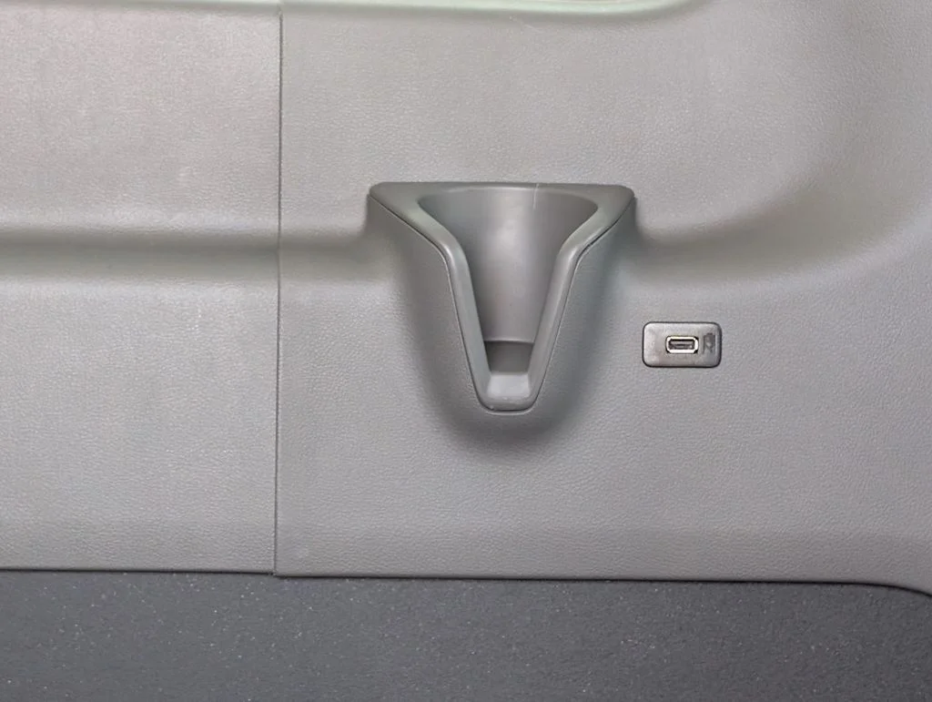 New 2026 Oxford White Ford Passenger Van XLT image 26