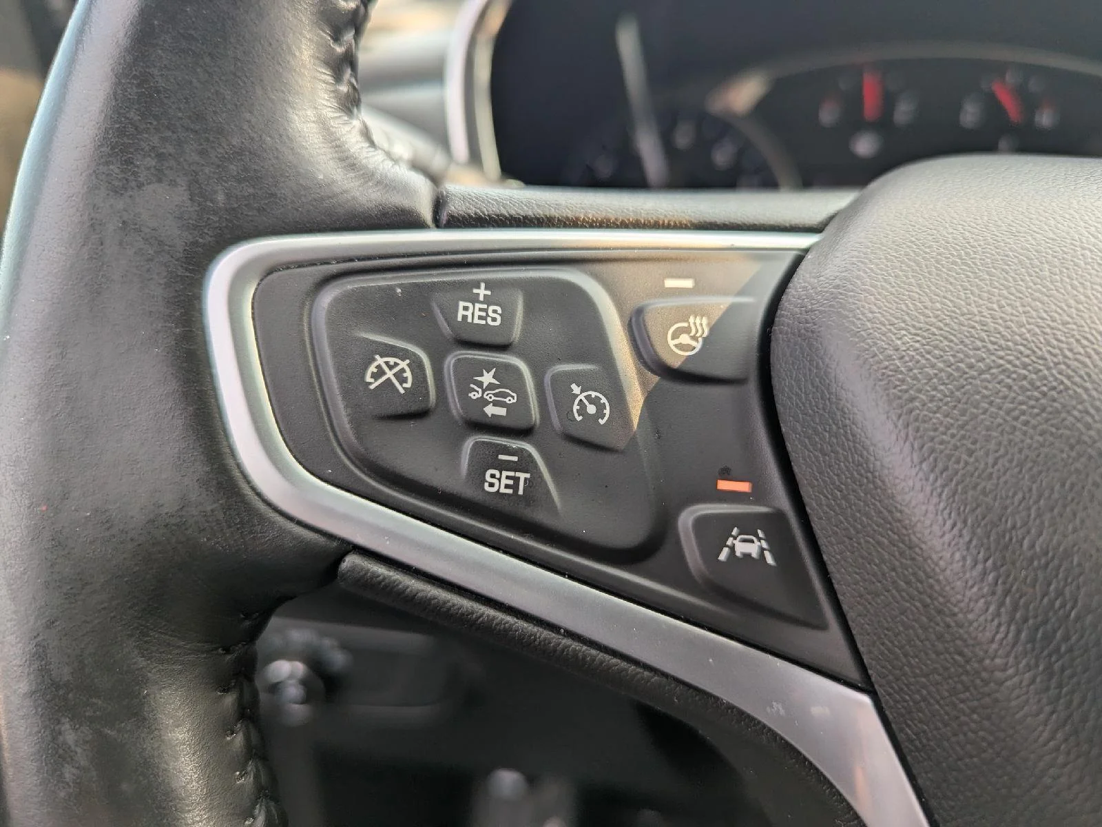 Used 2022 Blue Glow Metallic Chevrolet LT image 19