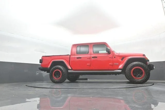 Used 2020 Red Clearcoat Jeep Overland image 35
