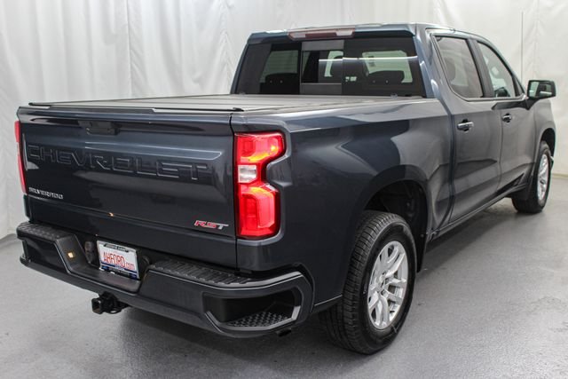 Used 2019 Shadow Gray Metallic Chevrolet RST image 10