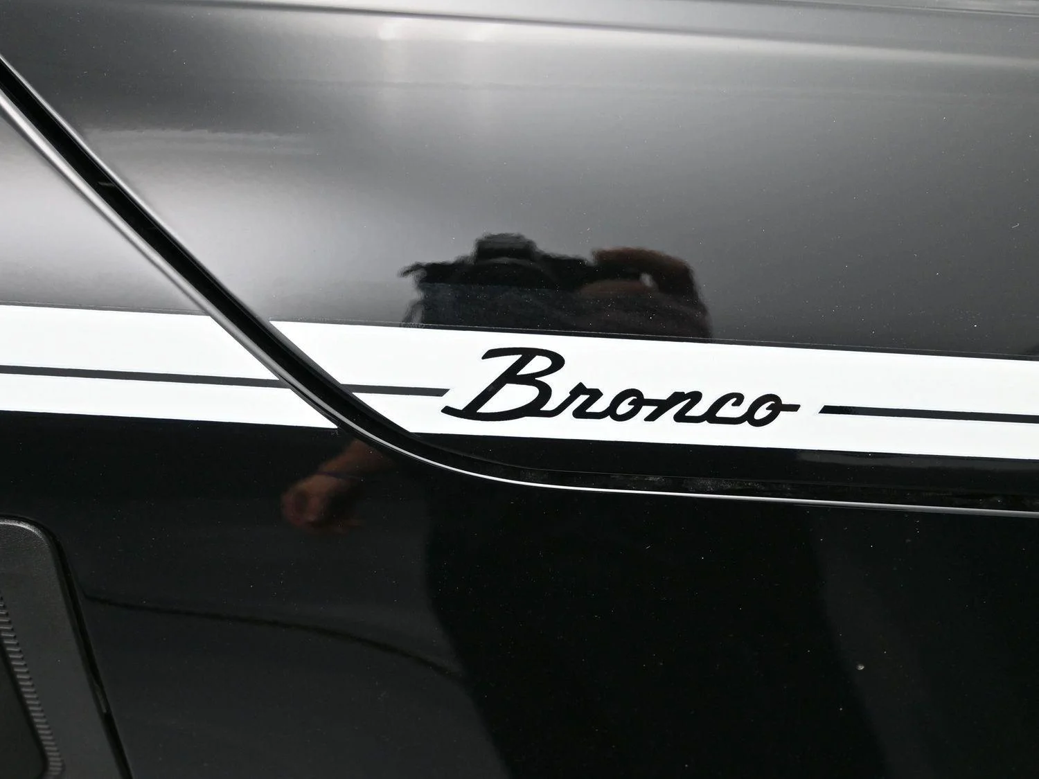 New 2025 Shadow Black Ford Heritage image 6