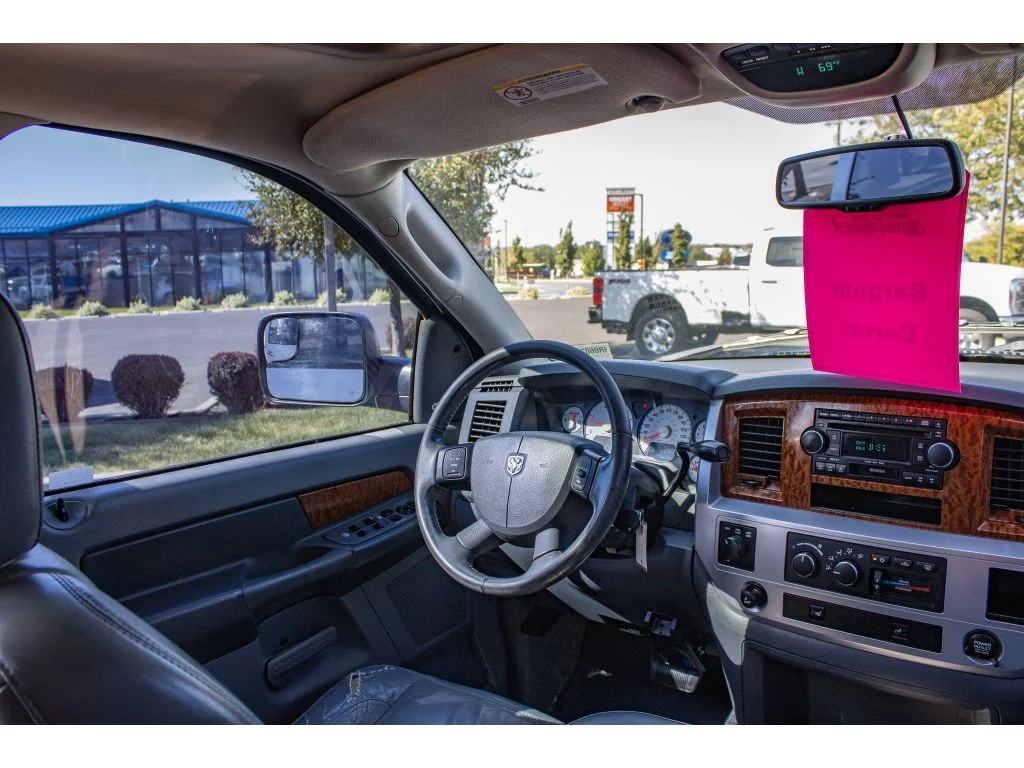 Used 2007 Bright White Clearcoat Dodge Laramie image 22