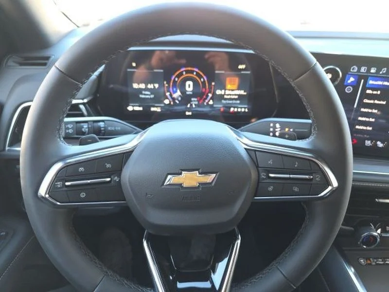 2026 Chevrolet Suburban Premier - Photo 16