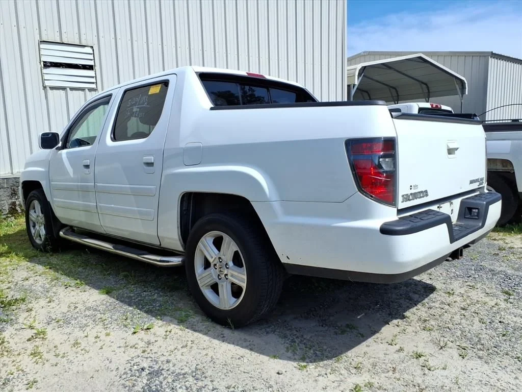 Used 2014  Honda RTL image 13