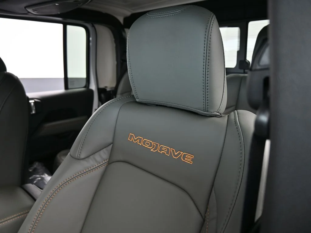 2026 Jeep Gladiator Mojave - Photo 14