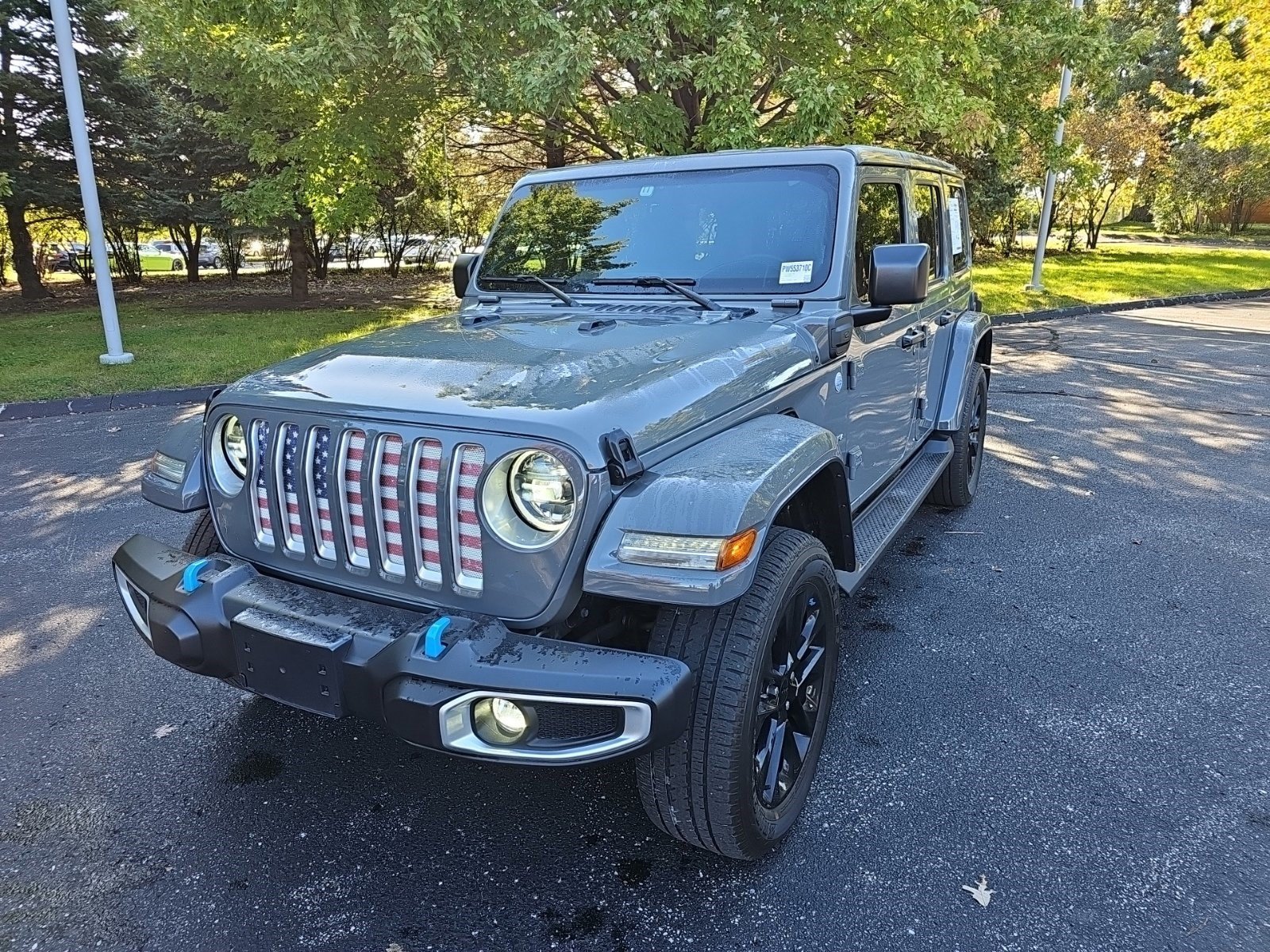 Certified Used 2023 Sting-Gray Clearcoat Jeep Sahara image 2