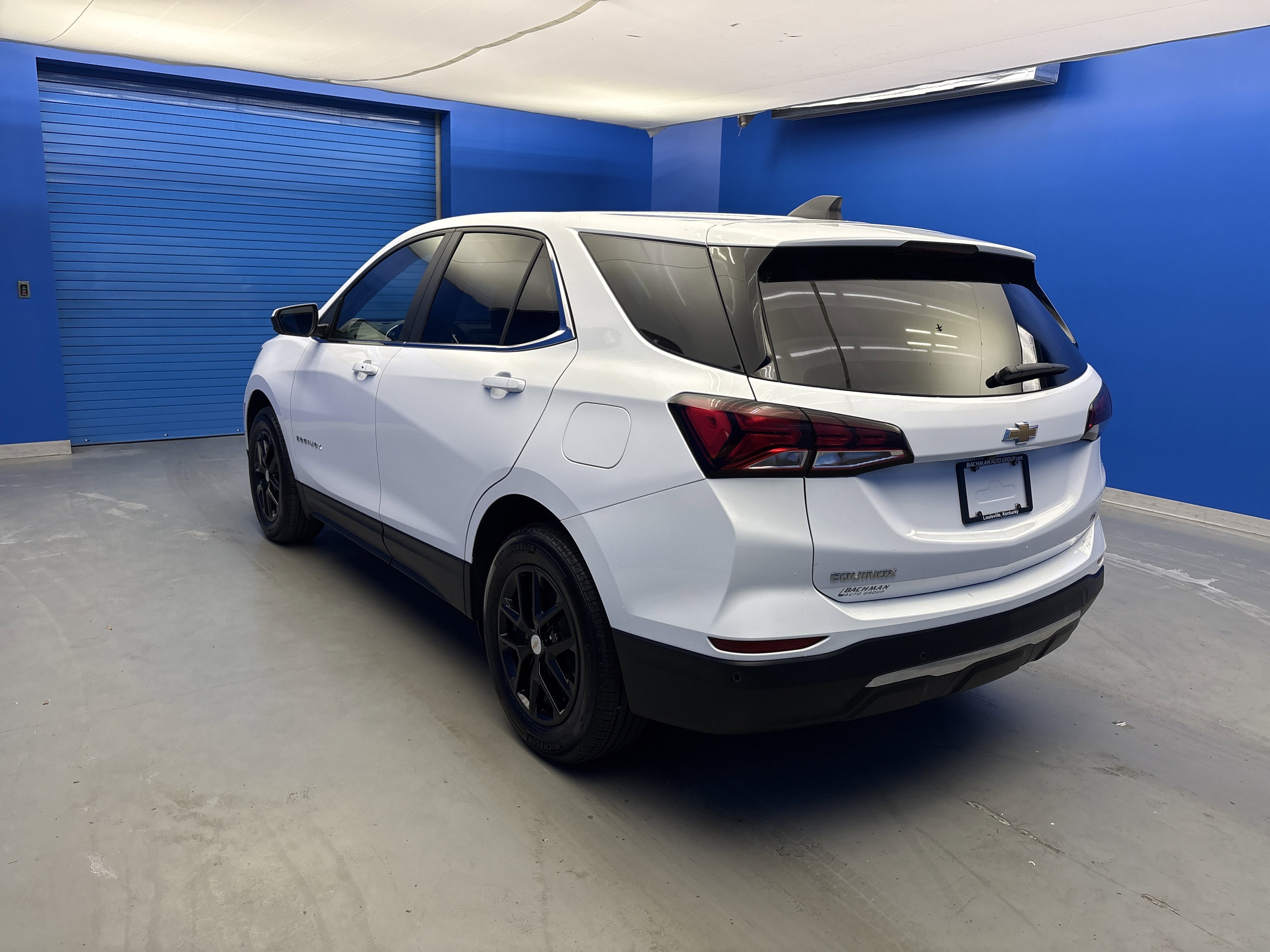 Used 2024 Summit White Chevrolet LT image 5