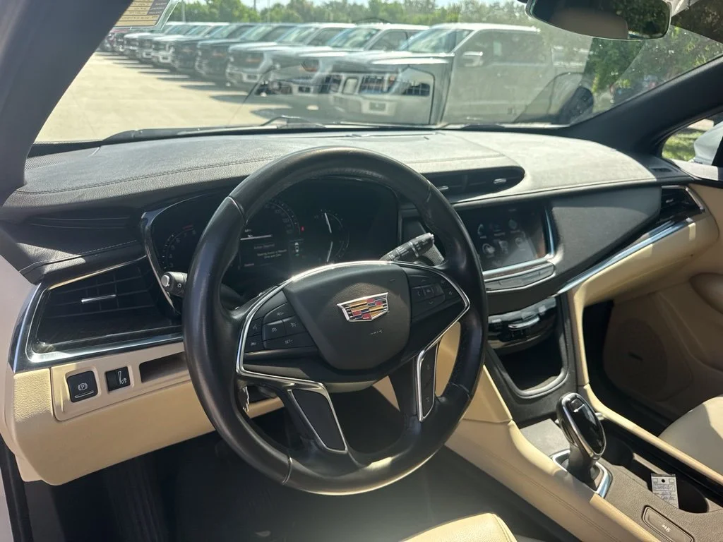 Used 2019 Silver Cadillac Base image 8