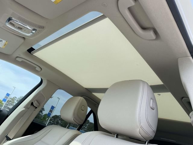 Certified Used 2024 White Mercedes-Benz GLE 450 image 19