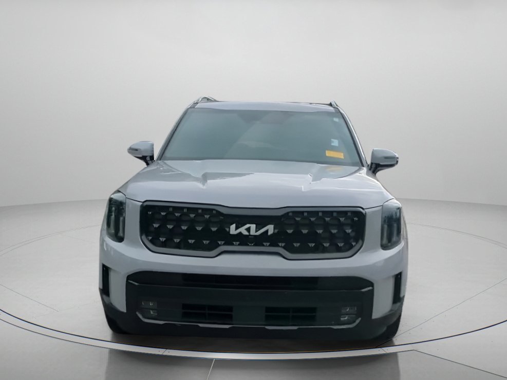 Used 2024 Wolf Gray Kia SX X-Line image 3