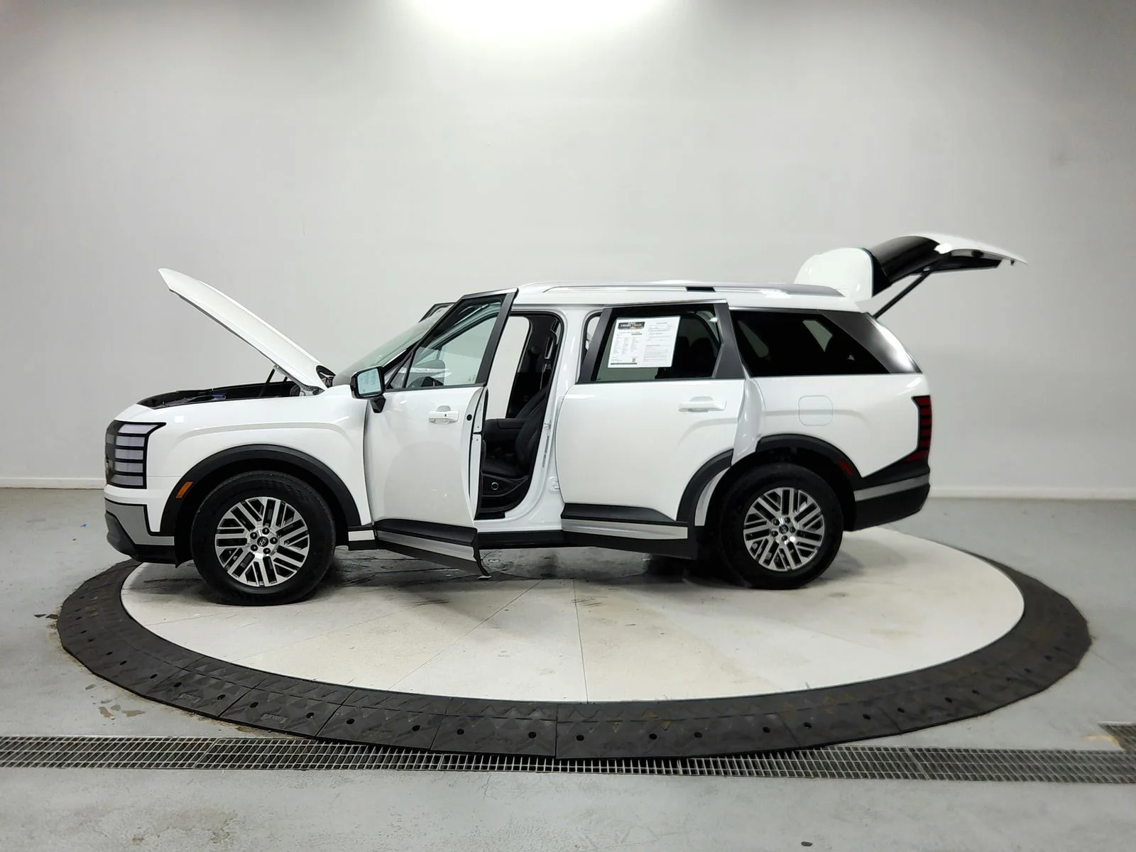 Used 2026 White Hyundai SEL image 13