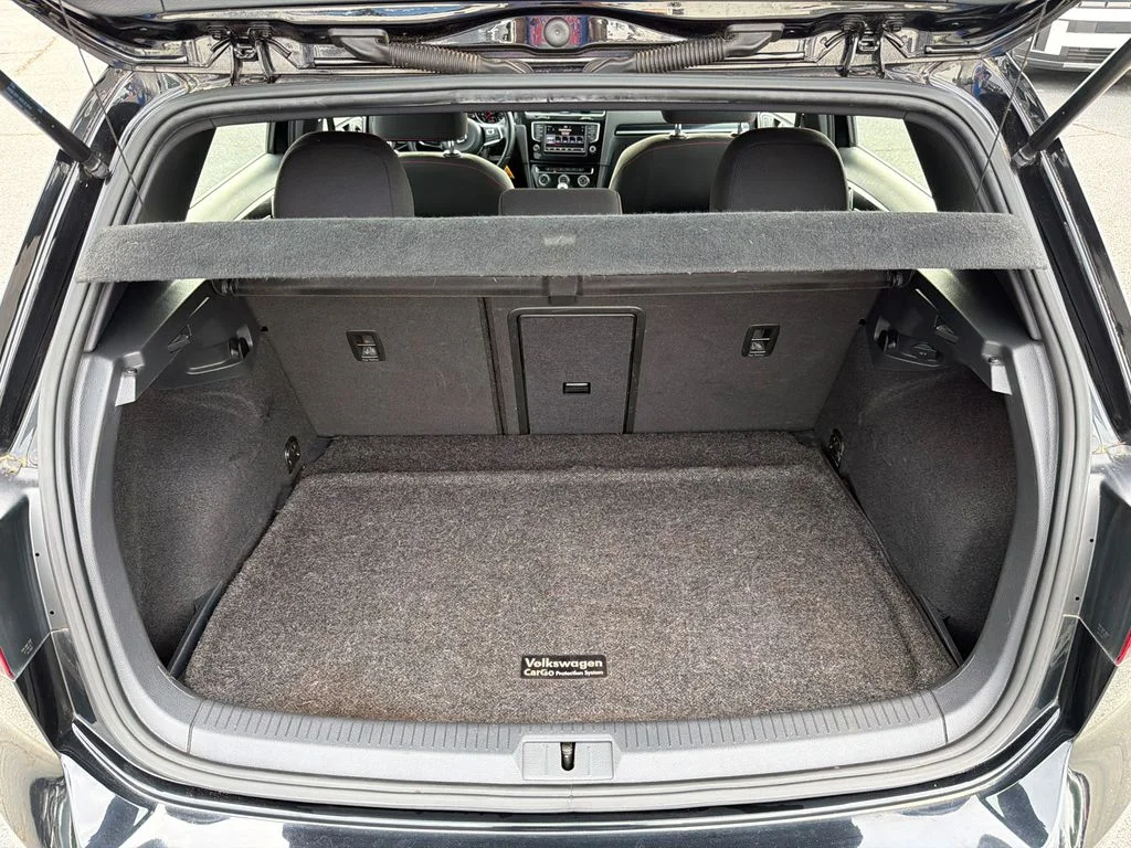 Used 2017 Black Volkswagen S image 18