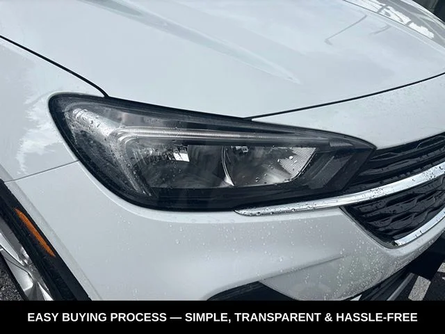 Used 2020 White Buick Preferred image 8